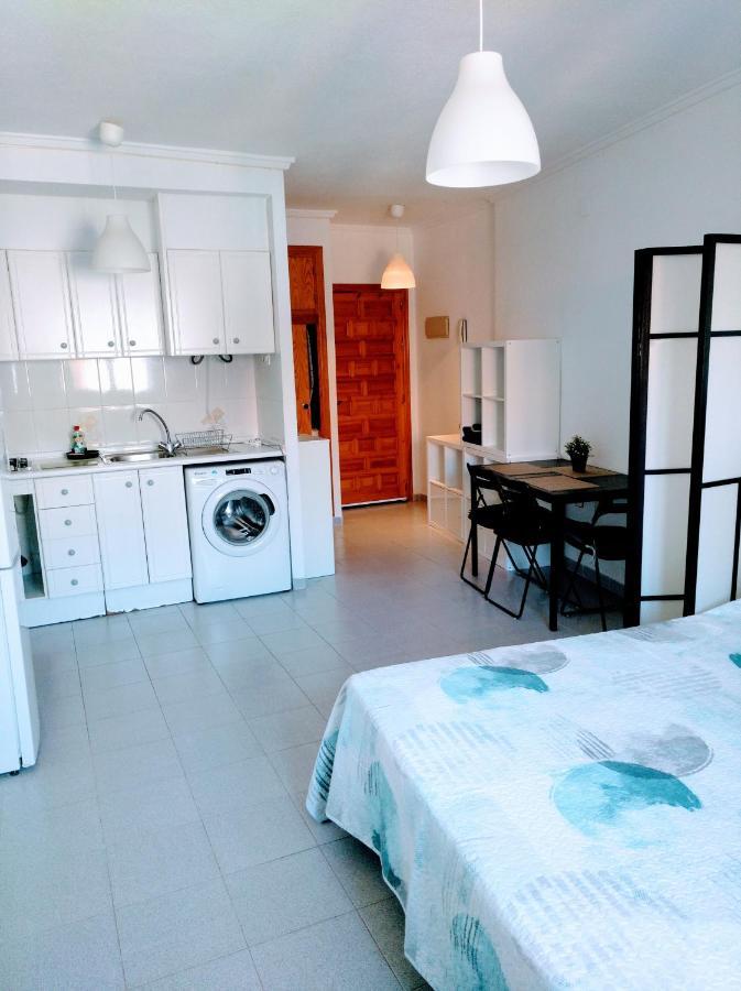 Estudio Comodo En Torrevieja Eksteriør bilde